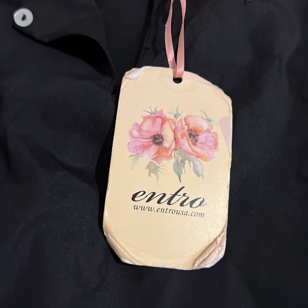 Entro Black Ruffle Hem Crop Top - Picture 13 of 15